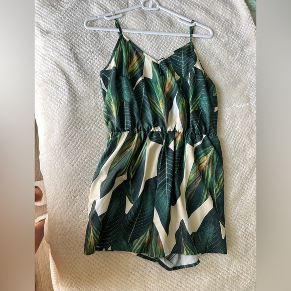 SHEIN Pants - SHEIN Green Leaf Print Romper